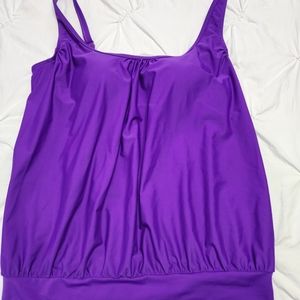 Like new purple tankani top